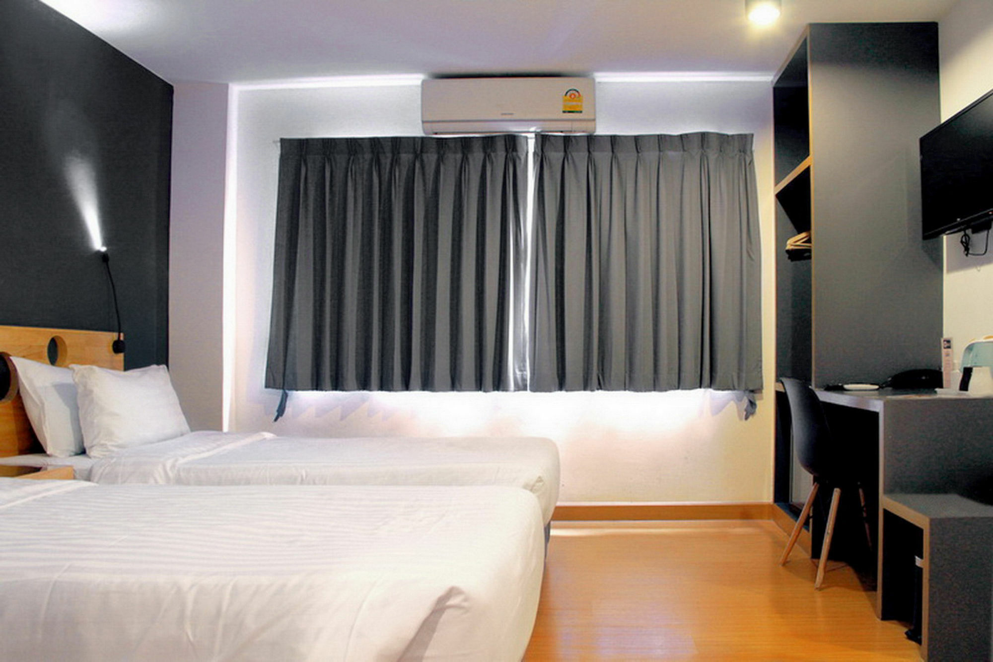 Mybed Sathorn Hotel Bangkok Zewnętrze zdjęcie